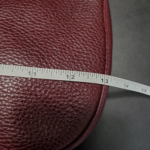 **Final Sale** Desmo burgundy Italian leather pebbled handbag - Picture 3 of 8